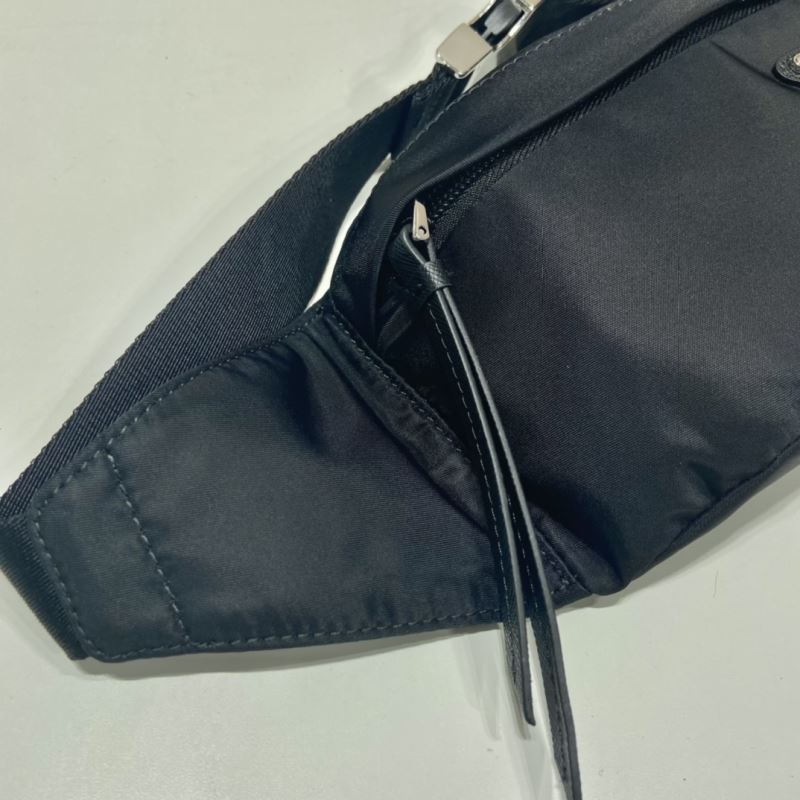 Pra*a waist chest packs